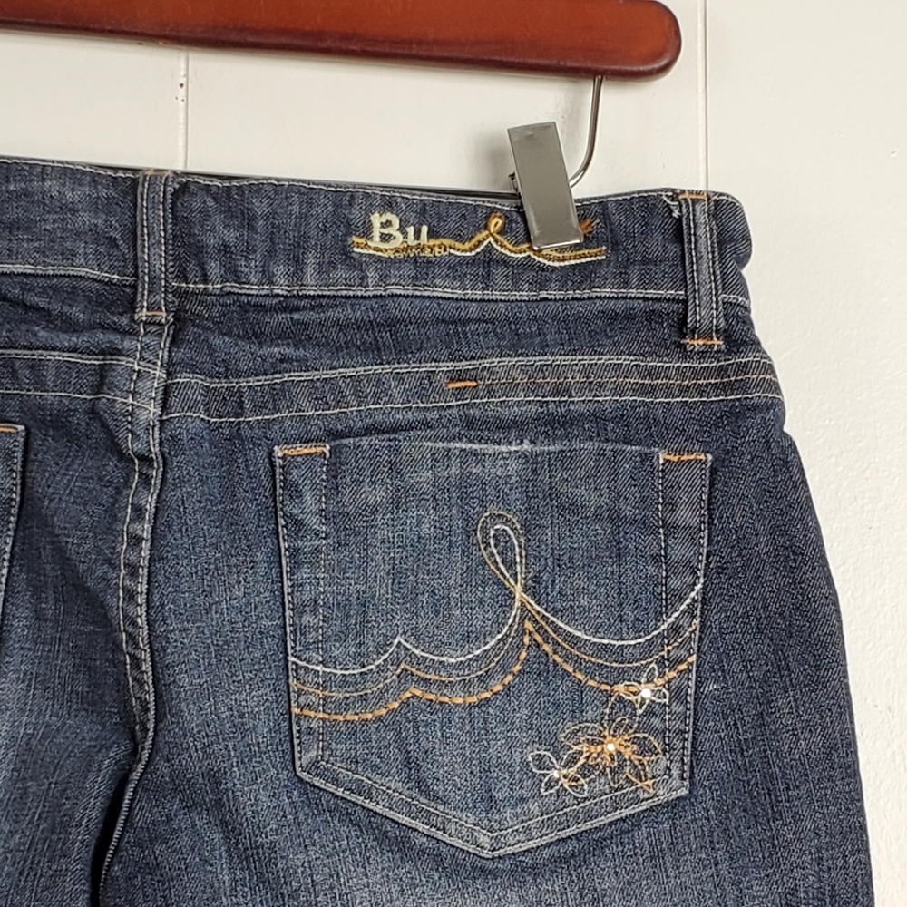 Malibu folded hem 7" jean shorts size 27 - Picture 8 of 11